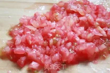 Make ham, tomato, cheese and egg roll step 3