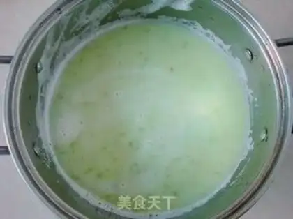 Make edamame and cabbage soup step 3