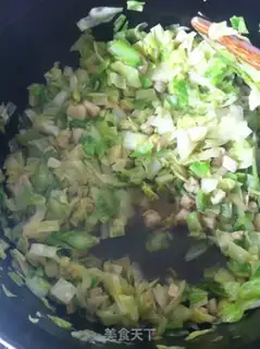 Make Home-cooked cabbage step 6