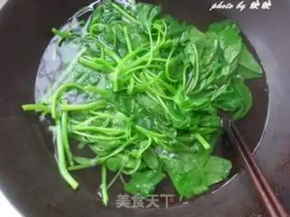 Make Colored pig skin jelly step 6