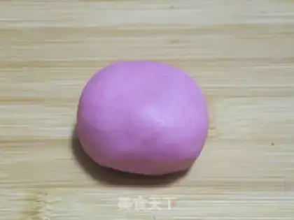 Make Cute pig pig glutinous rice dumplings step 2