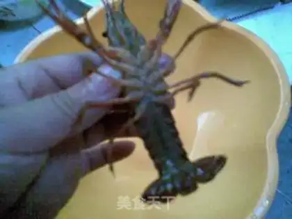 Make spicy crayfish step 1