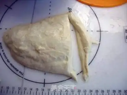 Make fried oil ball step 4