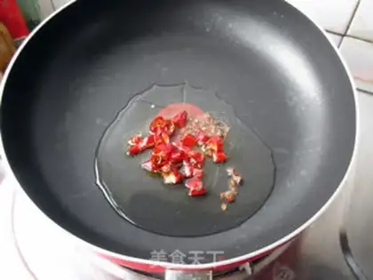 Make Spicy sea rice and white gourd step 5