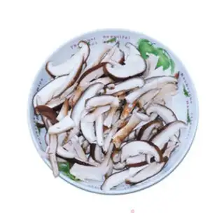 Make Stewed chicken with ginkgo seeds step 3