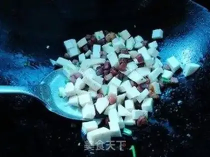Make Pork taro cake step 4