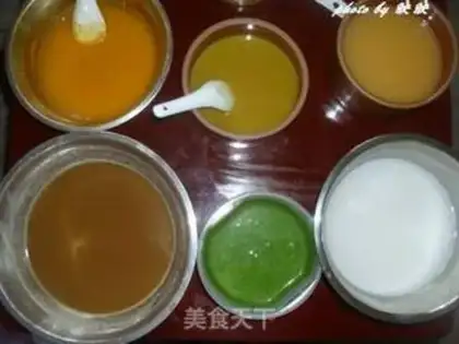 Make Colored pig skin jelly step 15