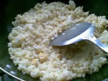Make Jade Golden Fried Rice step 4