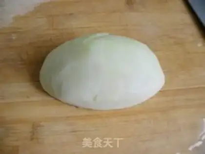 Make stir-fried shredded pork with blue rice step 1