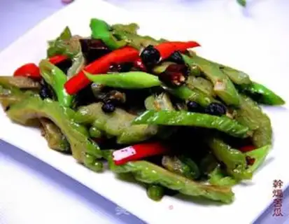 Make Dry stir-fried bitter gourd step 11