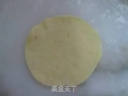 Make Yellow rose steamed buns step 2