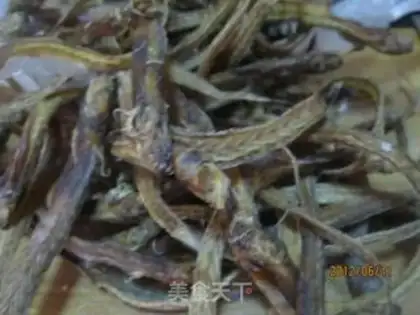 Make Braised dried fish with soybeans step 0