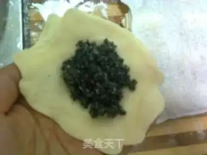 Make Sesame broken crispy bun step 18