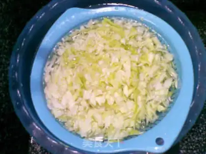 Make omelet step 0