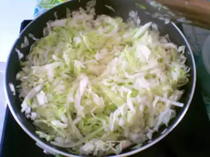Make omelet step 1