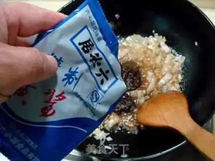 Make Braised white lentils in Beijing sauce step 5