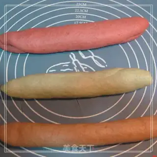 Make Colorful three-colored toast step 6