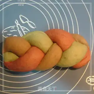 Make Colorful three-colored toast step 7