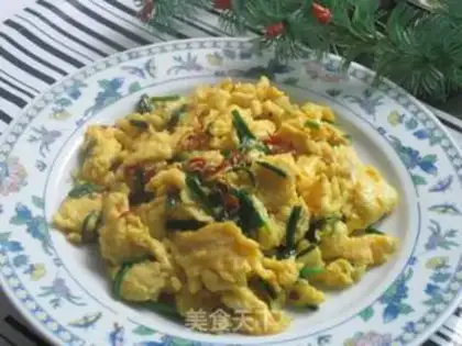 Make Scrambled firewood eggs with leeks step 5