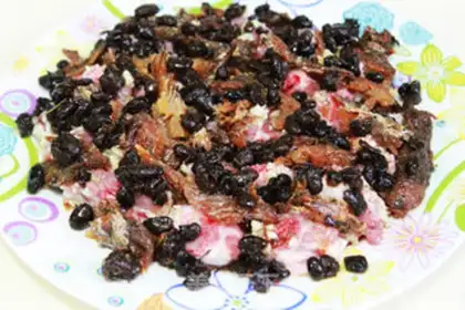 Make Steamed ribs with dace fish with black bean sauce step 1