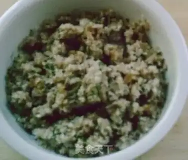 Make Bean residue apricot mushroom vegetarian bun step 7