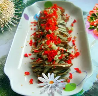 Make Cold and stewed tofu shredded step 2