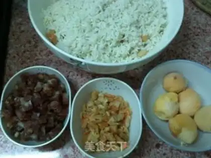 Make Stewed glutinous rice with pig large intestine step 0