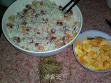Make Stewed glutinous rice with pig large intestine step 1