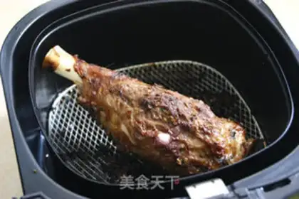 Make Roasted Australian leg of lamb in blueberry sauce step 18