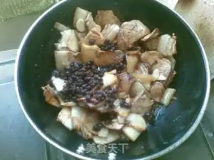 Make Home-cooked pork step 2