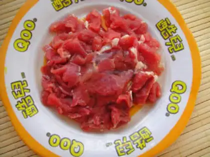 Make Greased pork and potato chips step 0