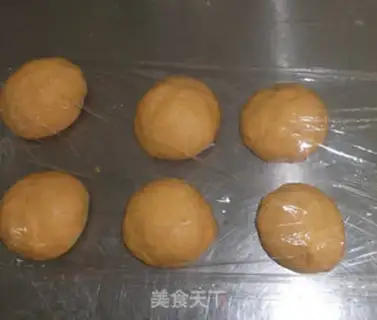Make Pumpkin hot dog bread step 3
