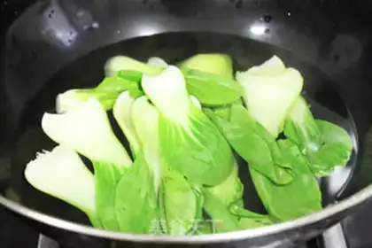 Make Shrimp and green vegetables porridge step 0