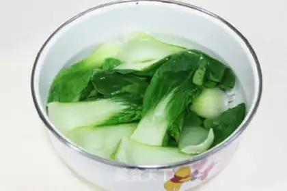 Make Shrimp and green vegetables porridge step 1