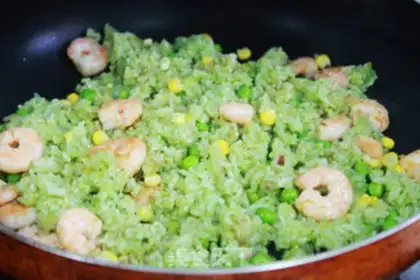 Make Fresh shrimp and emerald fried rice step 6