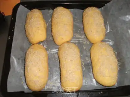 Make Pumpkin hot dog bread step 7