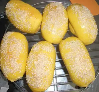 Make Pumpkin hot dog bread step 8