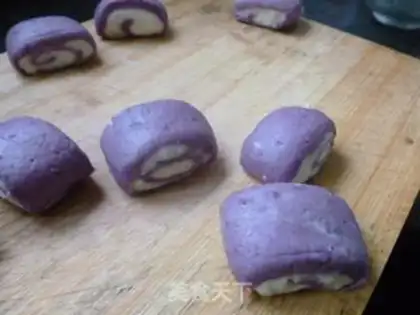 Make Two-color steamed buns step 5