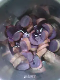 Make Purple sweet potato glutinous rice balls step 0