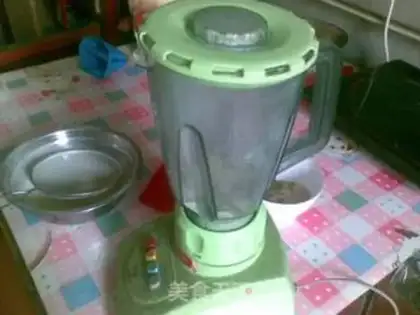 Make Homemade simple mung bean cake step 0