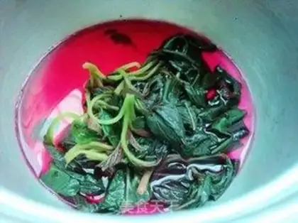 Make Homemade colored vegetable jelly step 2