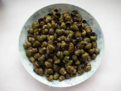 Make Spicy field snail step 1