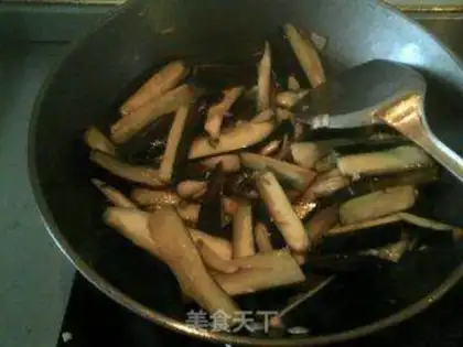 Make stir-fried eggplant with cabbage step 4