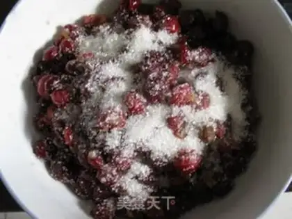 Make simple cherry jam step 1