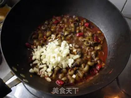 Make Spicy field snail step 8