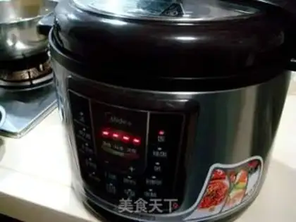 Make Dry stir-fried green beans step 3