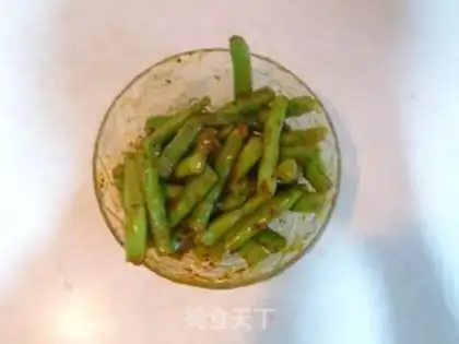 Make Dry stir-fried green beans step 4