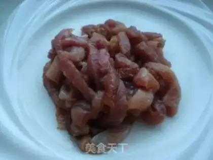 Make Erjiezi fried noodles step 3