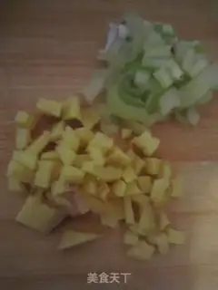 Make cabbage and potato chips step 1