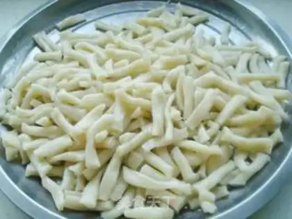 Make Erjiezi fried noodles step 5